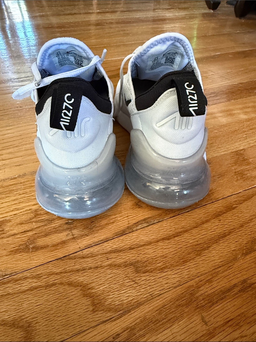 Nike Airmax 270 - Picture 5 of 7